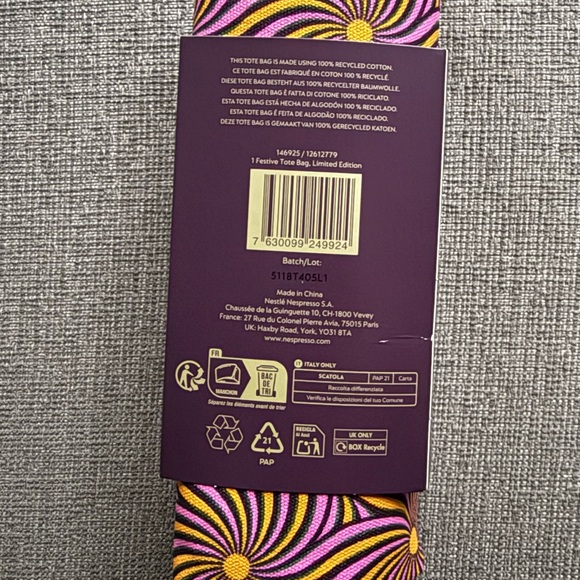 NESPRESSO Limited Edition Recycled Cotton Tote Bag Reversible Pattern - Picture 4 of 5